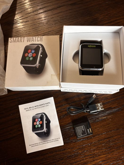 Smart Часовник ЧИСТО НОВ