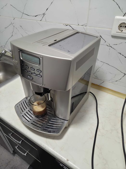 Espressor Automat DeLonghi Magnifica ESAM3500.S Aparat cu Cafea Boabe