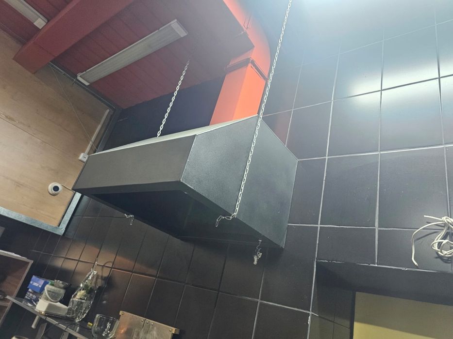 Продам зонт в хорошем состоянии