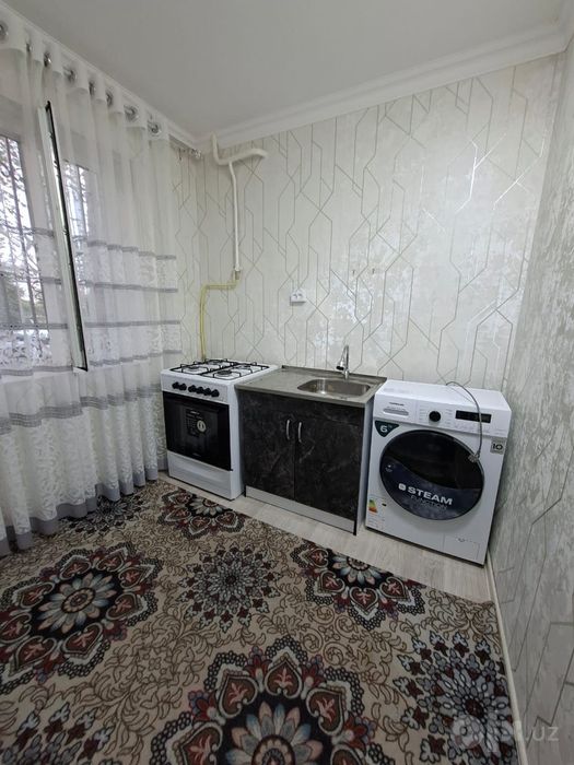 Продается квартира 1 комнатная 1 этаж ахунбабаевский массив до канал