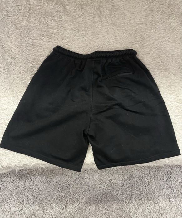 pantaloni scurti syna world