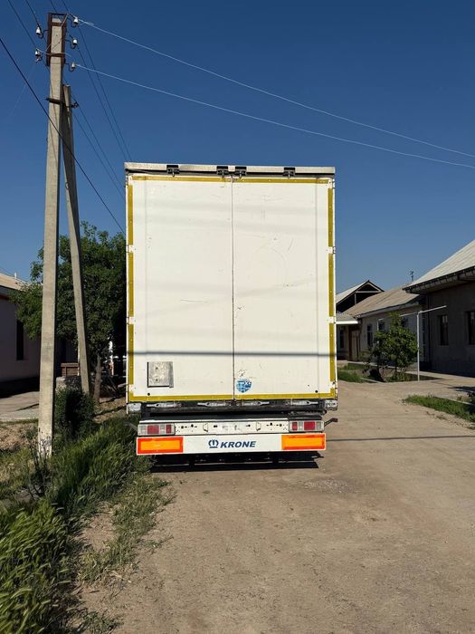 Фура сотилади комплект.
Тягач SINOTRUK HOWO T7
Прицеп KRONE SD