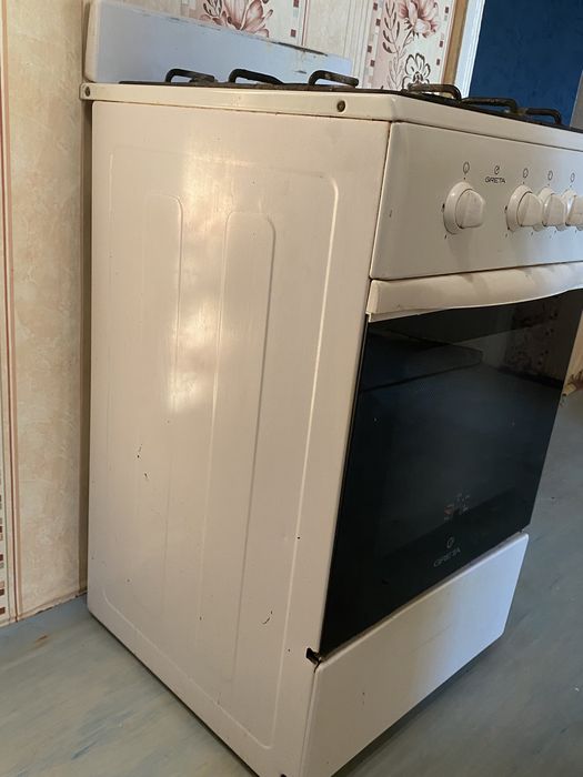 Продам газовую плиту