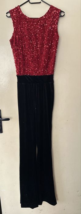 Стилен гащеризон с пайети