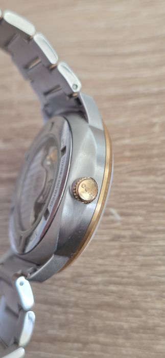 Mido COMNANDER  Big Date Automatic