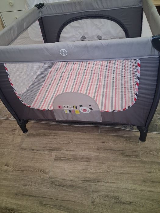 Детска кошара за игра Wunderkid Play, Сива
Детска кошара за