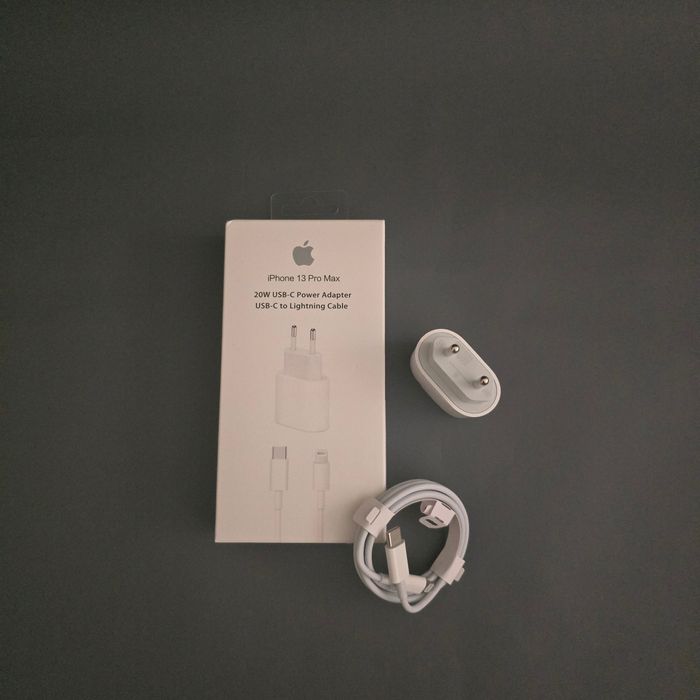 Оригинален комплект зарядно за айфон (iphone) Fast charge 20W адаптер