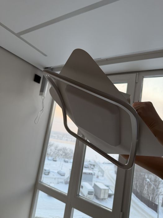 Продам новую люстру