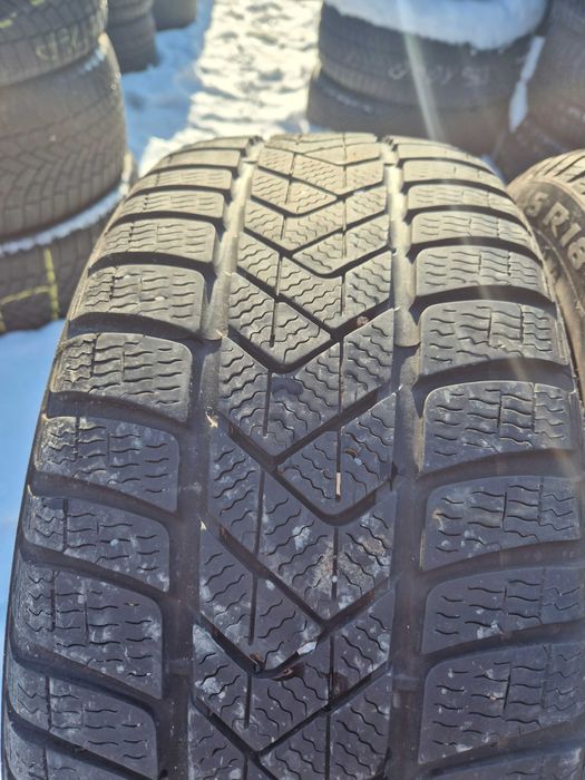 2 Anvelope M+S - 235/45/18 - PIRELLI - Stare F BUNA DOT 2020