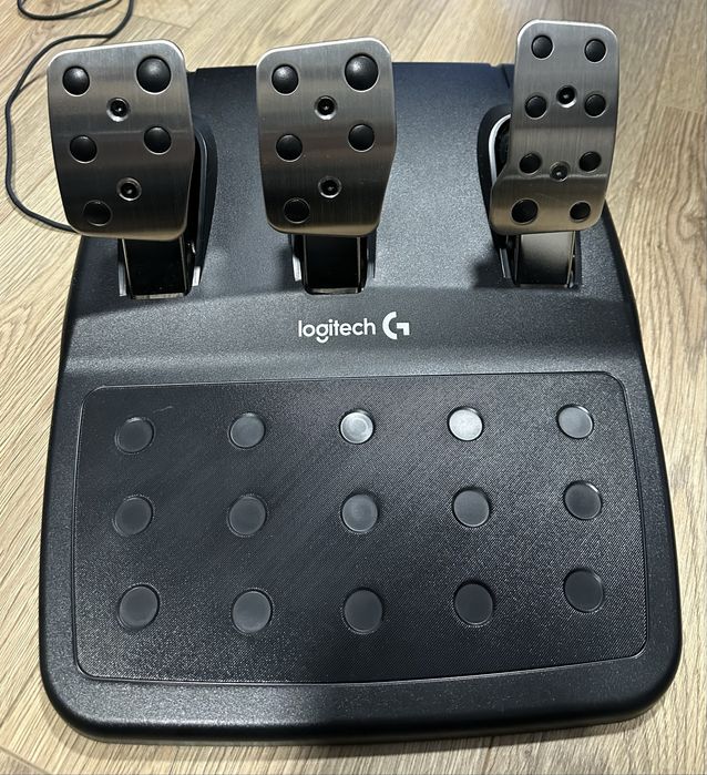 Logitech G29 (PS5 / PS4 / PC)