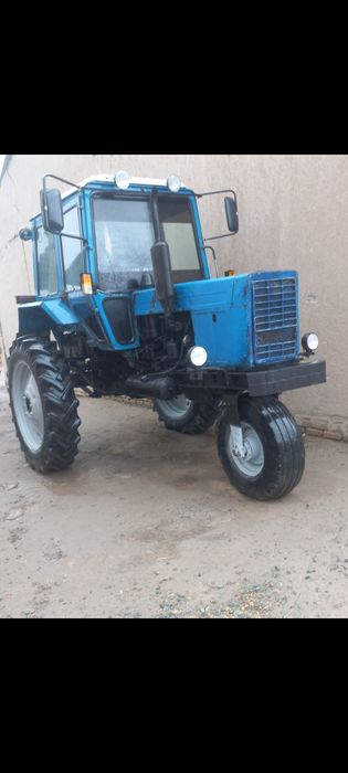 Traktor MTZ 80 sotiladi