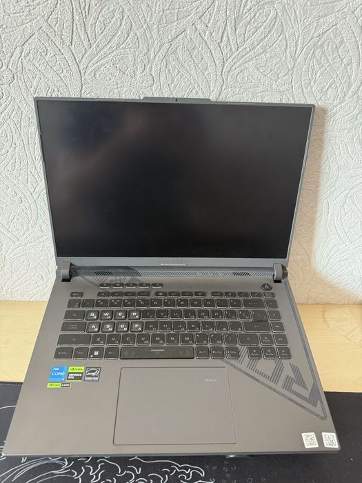 ASUS rog strix g16 с полным комплектом