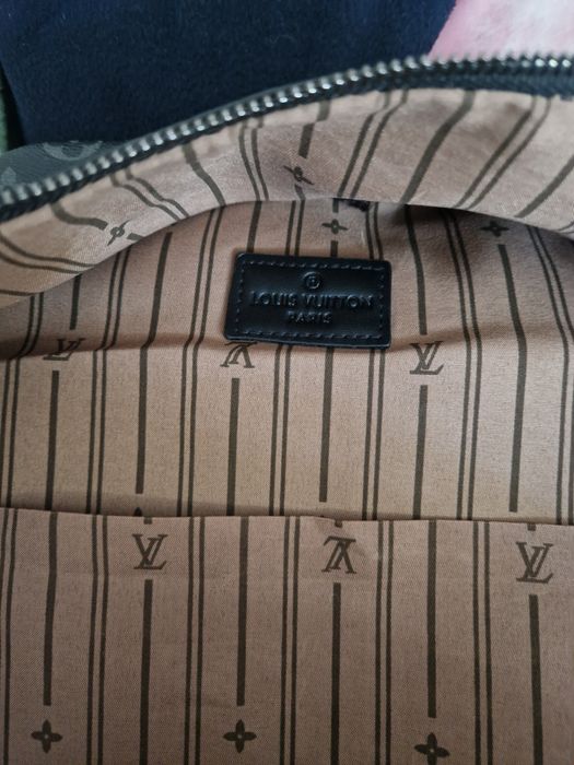 Rucsac Louis Vuitton, model 2026, preț fix