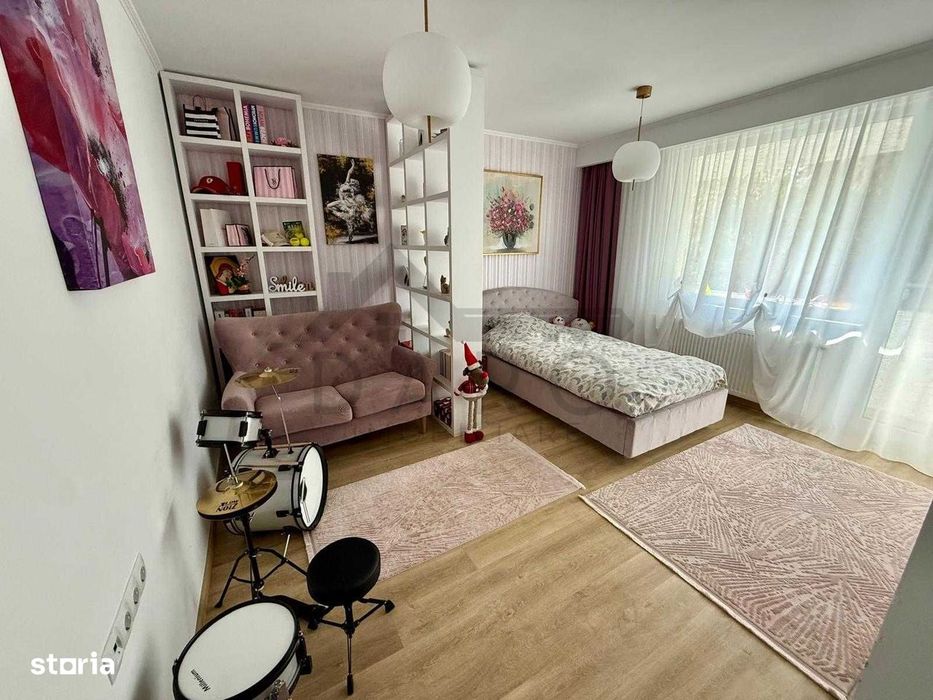 Apartament cu 2 camere, decomandat, etajul 3, complet renovat, ideal p