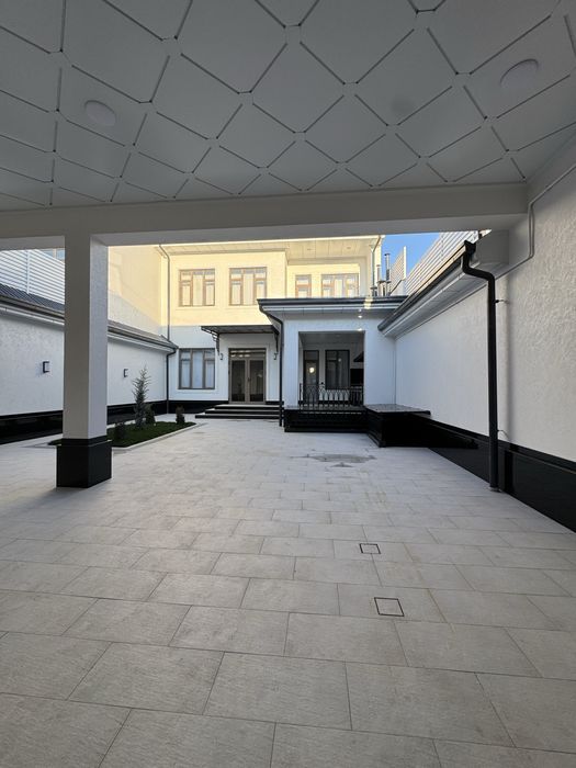 Учкахрамон пўстидан 6 км ўтканда участка сотилади