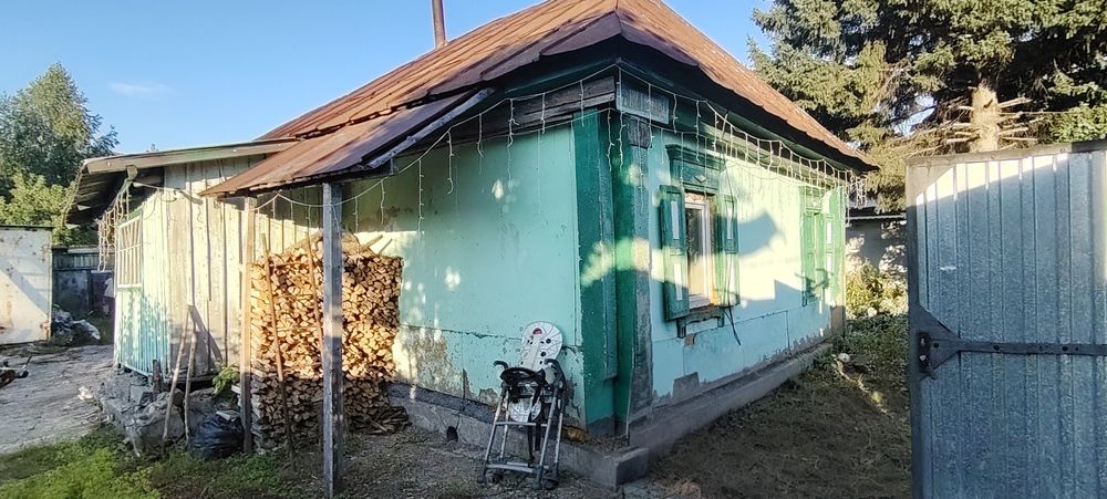 Продам дом в районе комбинатовской больницы