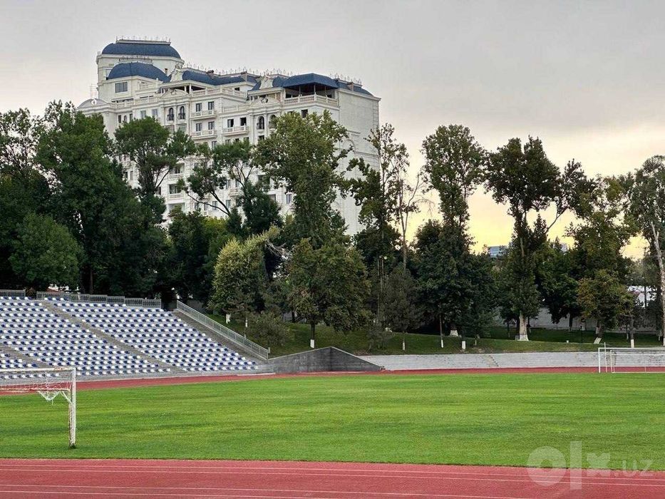 Дархан Ж\К "ЛОНДОН" ул.Аккурганская (Новомосковская) 156 кв.м 4\9\11