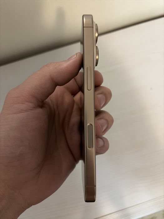 Iphone 16 pro 256gb идеальный