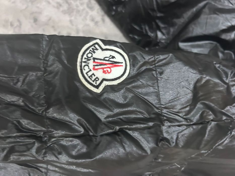 Пуховик Moncler оригинал