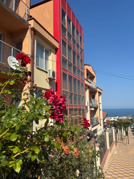 Продава се Двустаен апартамент в Бяла - 60 кв.м за 1050 €/кв.м - Снимка #5