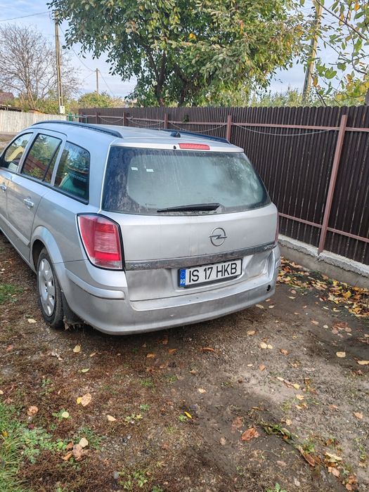 Vând Opel Astra h