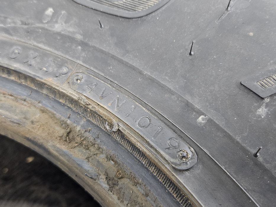 Toyo open country 33x13.5R15
