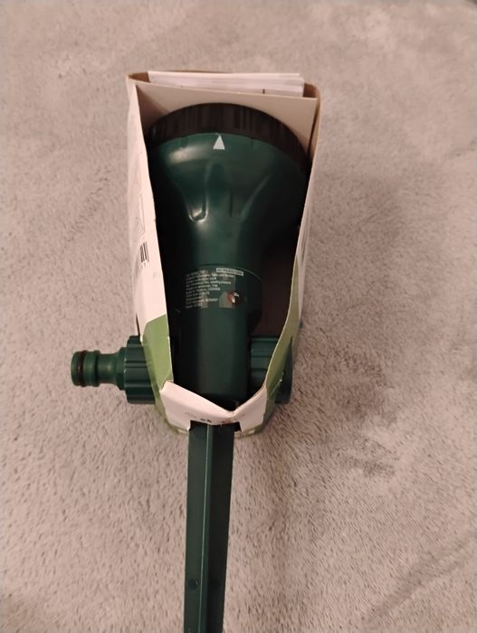 Aspersor cu țăruș, cu 7 funcții de pulverizare! Nou.