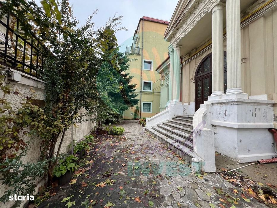 Apartament cochet cu gradină proprie – ultracentral, Piața Unirii
