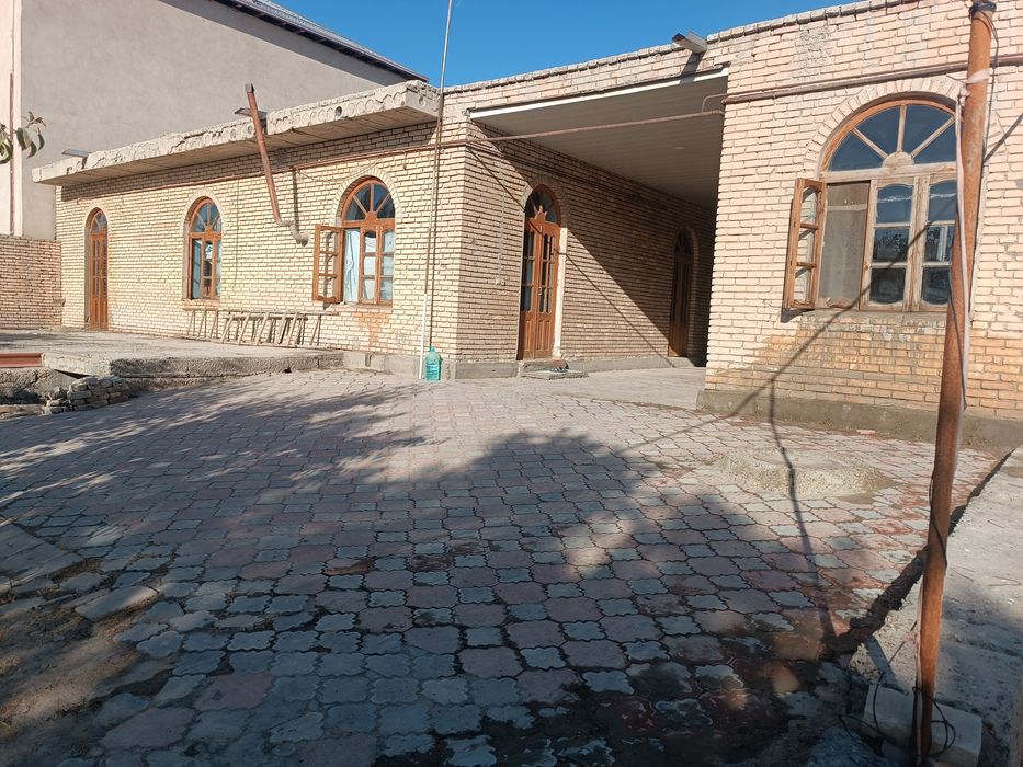 Geofizikada Uchastka sotiladi, narxini yana kelishamiz