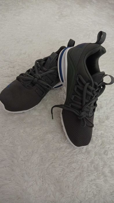 Puma чисто НОВИ маратонки 36