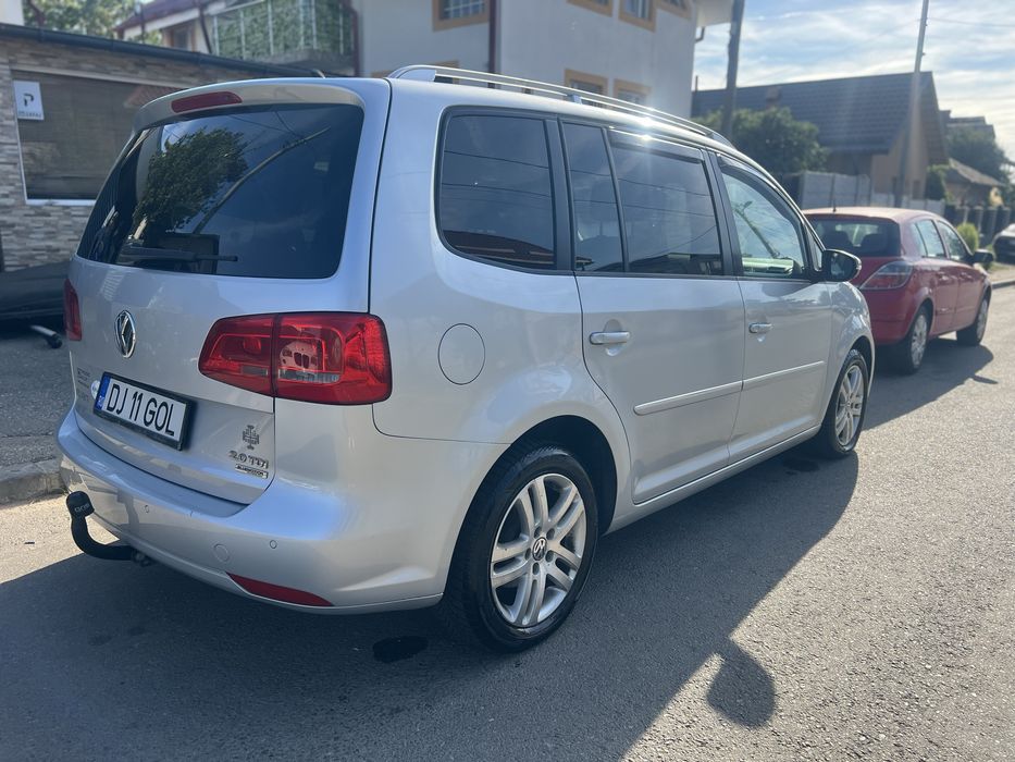 VOLKSWAGEN Touran 2013 — imagine 4