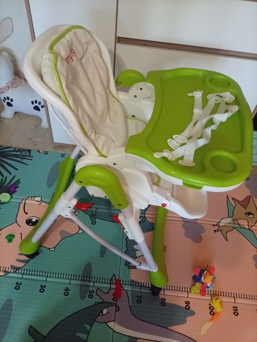 Срочно продам стул для кормления