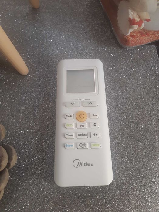 Midea дистанционно за климатик