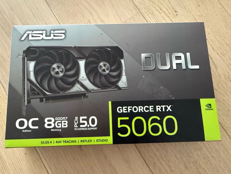 Placă video ASUS Dual GeForce RTX 5060 OC Edition 8GB GDDR7 PCIe 5.0 – Garanție EMAG 36 luni