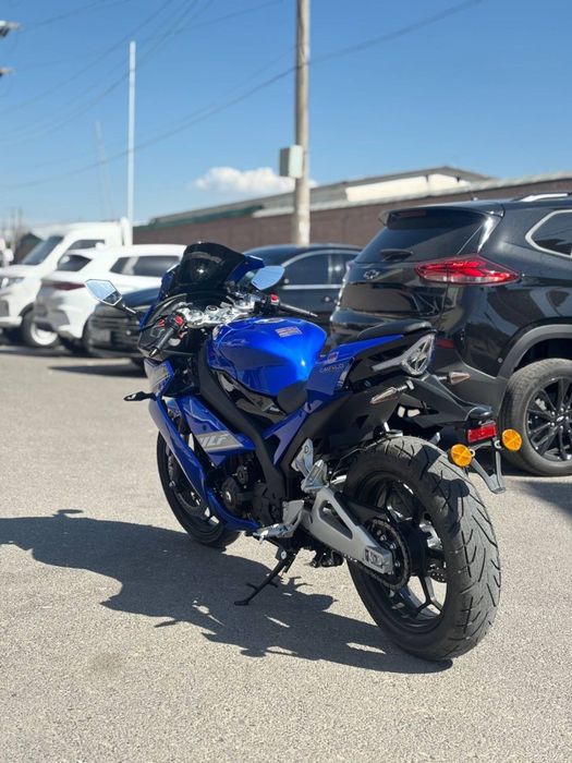 Срочно продается Yamaha R1 400сс