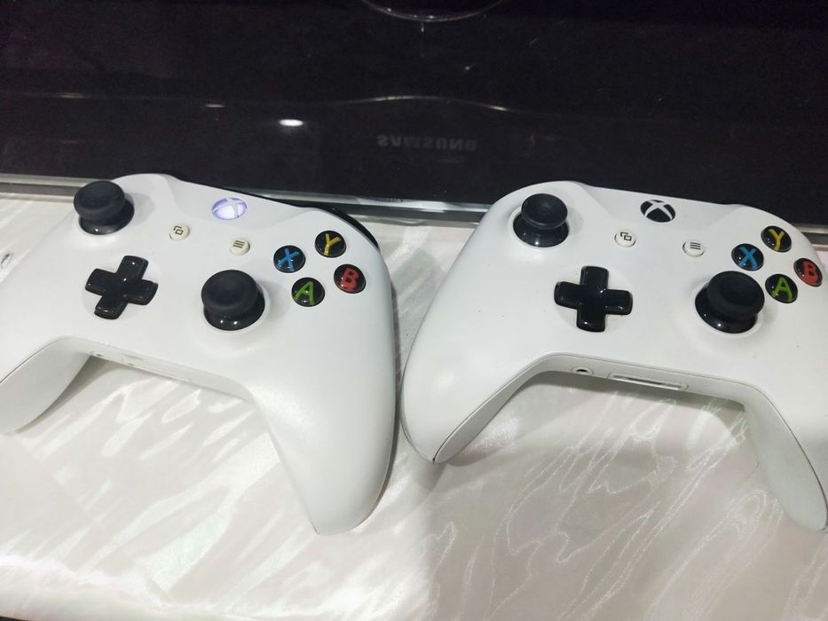 Продам Xbox one s