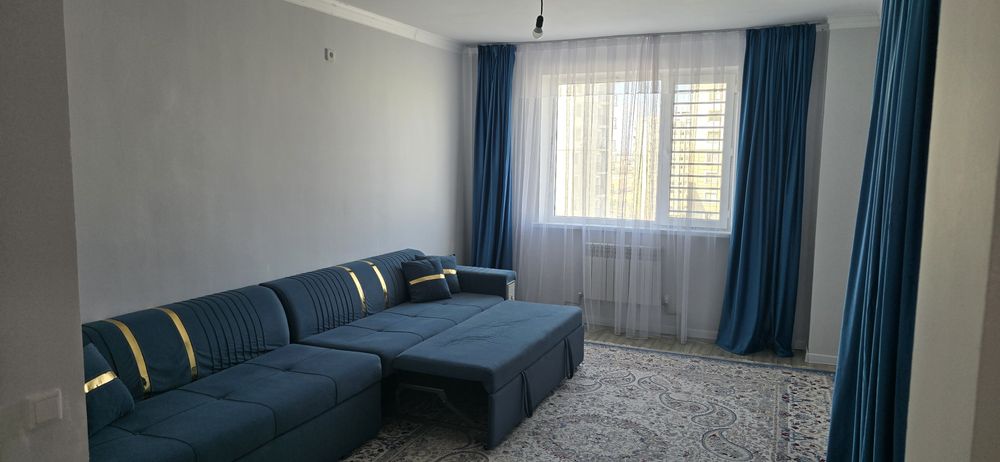 3 бөлмелі, 89кв.м пәтер жалға беріледі.