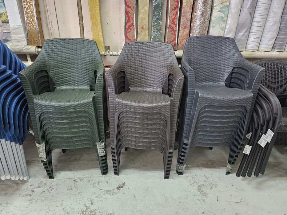 Стол ПВЦ Ратан пластмаса сив зелен кафяв