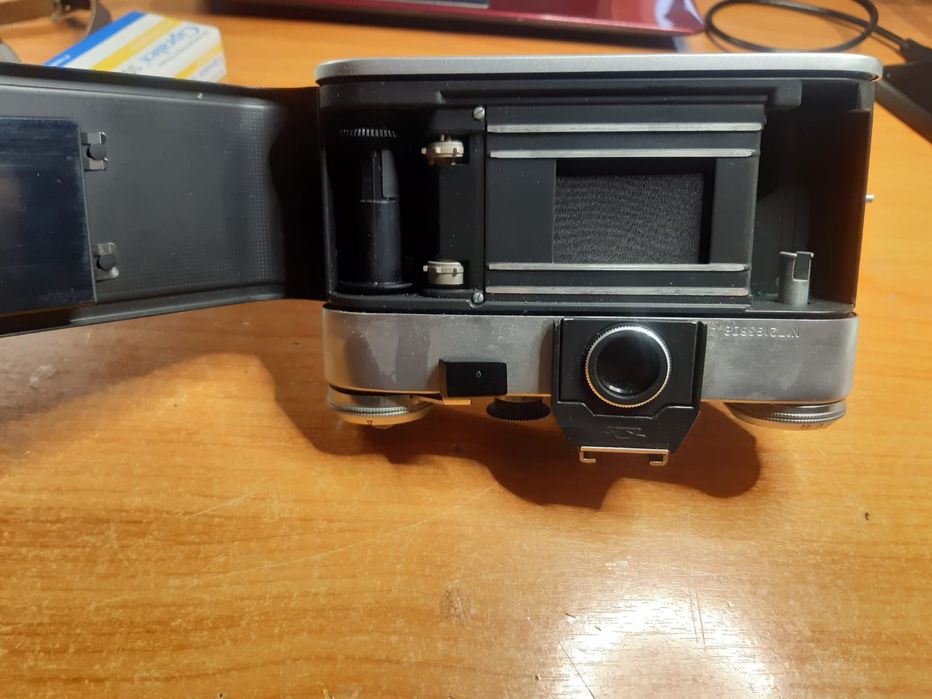 Aparat de fotografiat vintage ZENIT