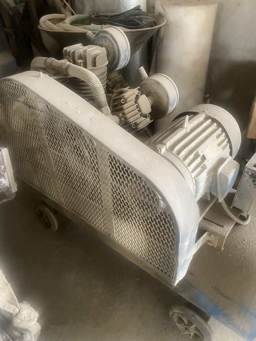 Компресор поршеновая