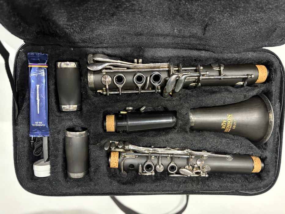 Clarinet Roy Benson !