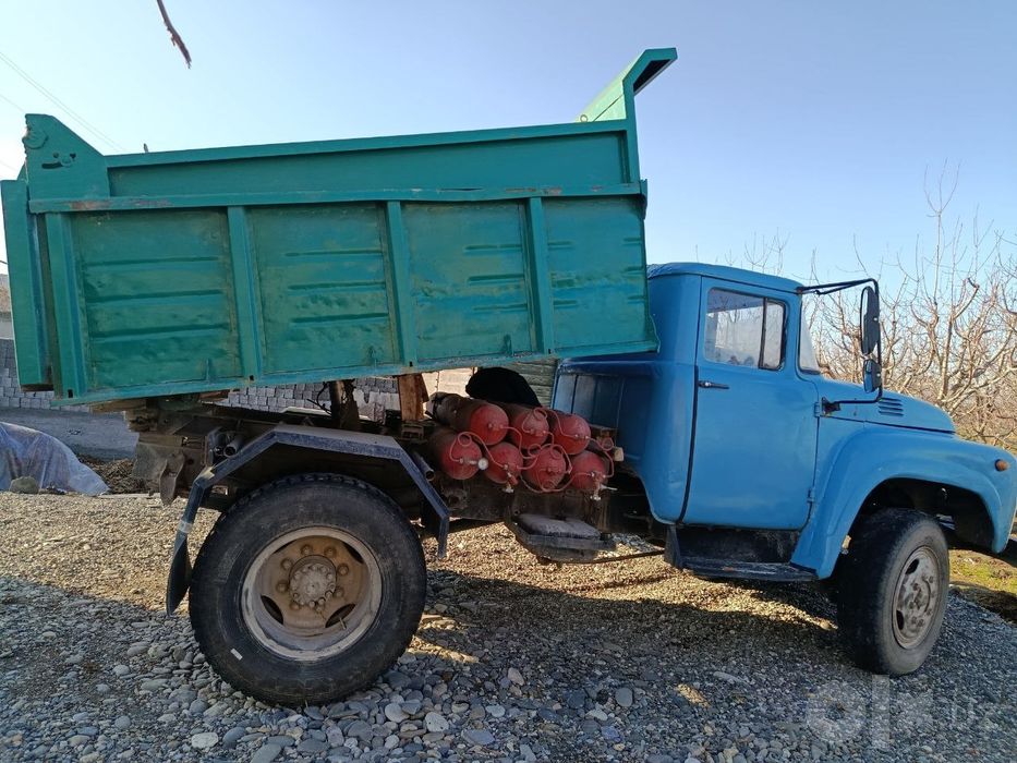 Zil Samosval MMZ 555