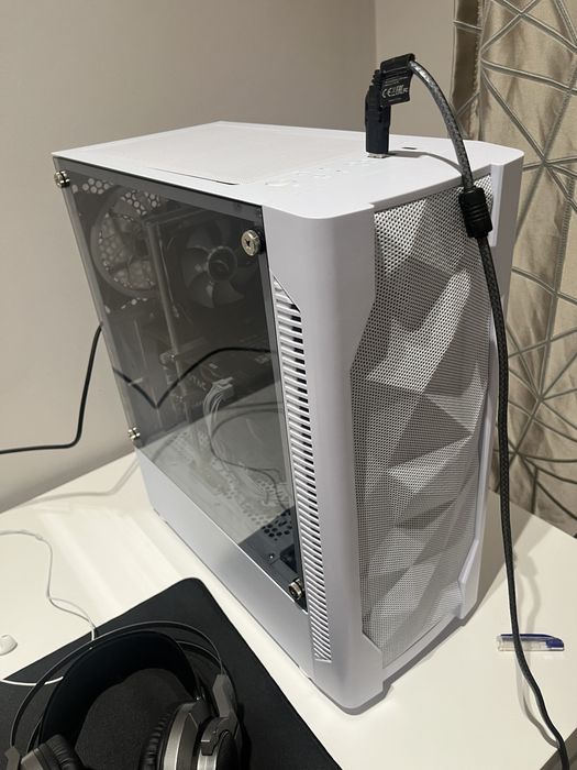 Компьютер 1660 super/ I5 10400f / 16 ОЗУ