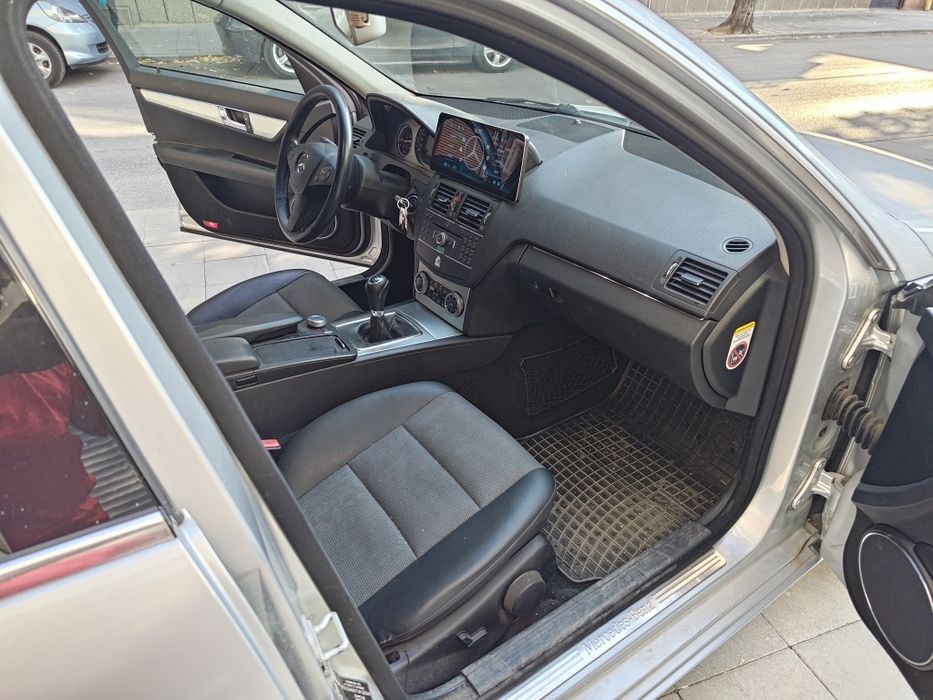 Mercedes - benz C200