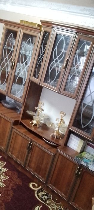 Стенка для посуды