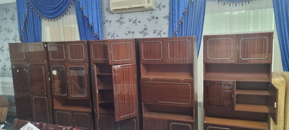 Стенка немецкая б.у.