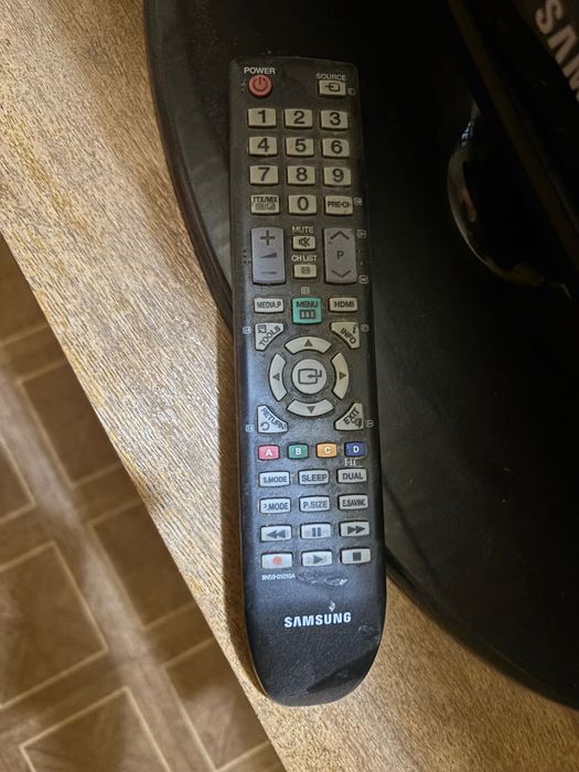телевизор Samsung 32