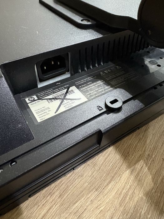 Продам монитор hp