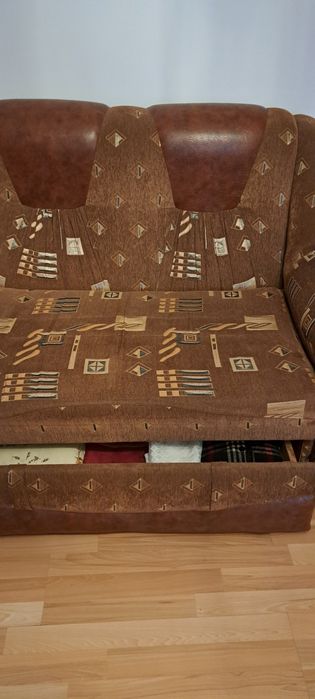 Vind canapea cu 2 locuri neextensibilă