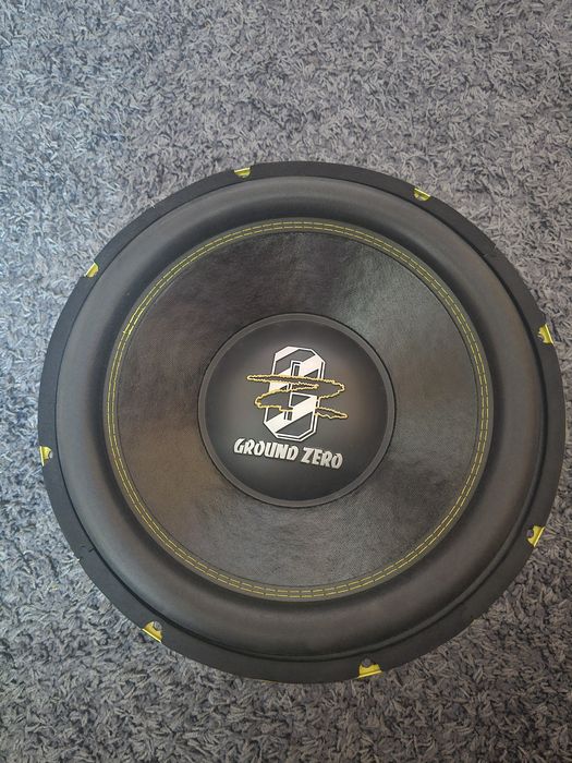 Vând subwoofer ground zero GZRW 15xspl